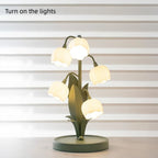 Vintage Floral Lily Table Lamp